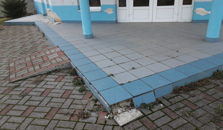 4. fotografia fotogalérie Dom smútku Radvanovce 