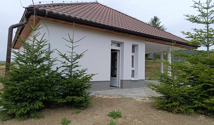 19. fotografia fotogalérie Dom smútku Radvanovce 
